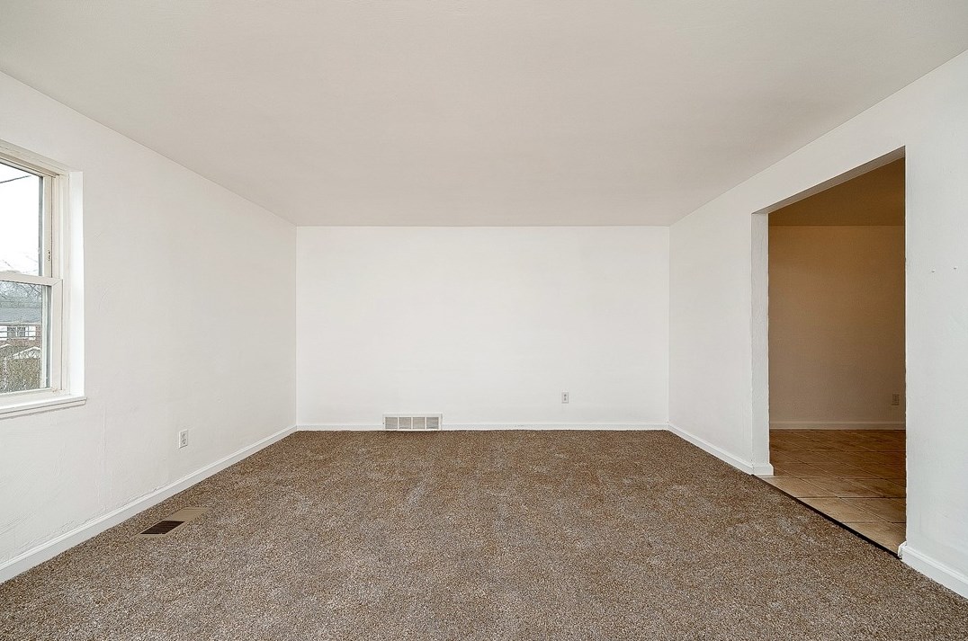429-431 Idlewood Rd, Penn Hills, PA 15235