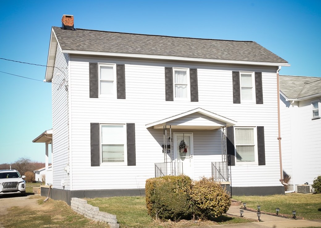 1410 W Crawford Ave, Connellsville, PA 15425