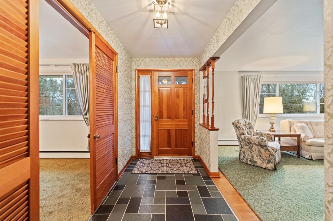 4070 Tall Timber Dr, Allison Park, PA 15101-3042