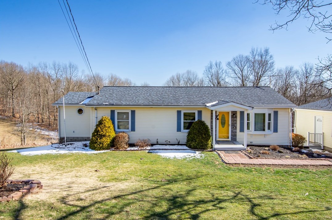 100 Friend Rd, Washington, PA 15301-7154