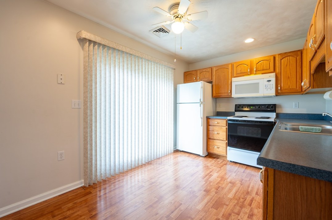 1468 Spg Crst Cir, Latrobe PA 15650-2287 exterior