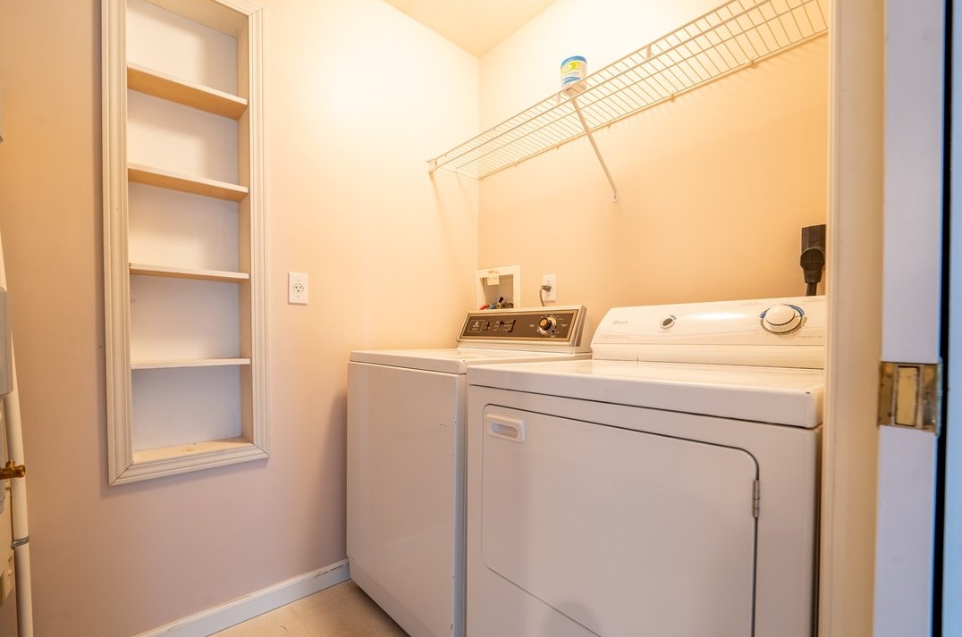 1468 Spg Crst Cir, Latrobe PA 15650-2287 exterior