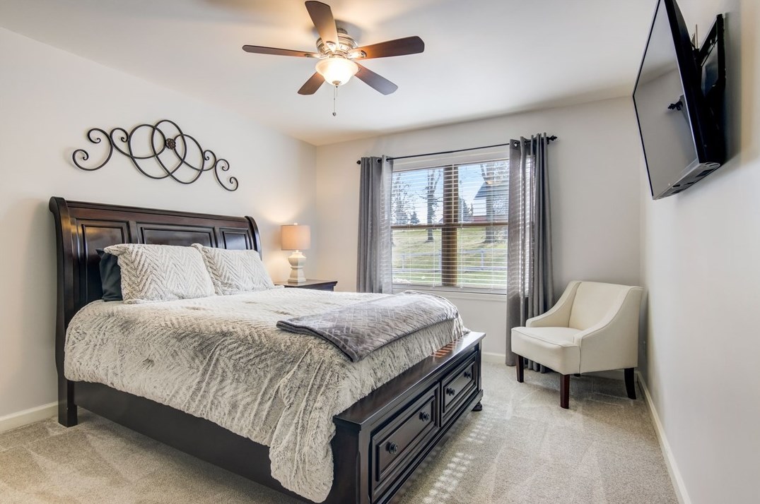 323 Blackhawk Rd, Beaver Falls PA  15010-1405 exterior