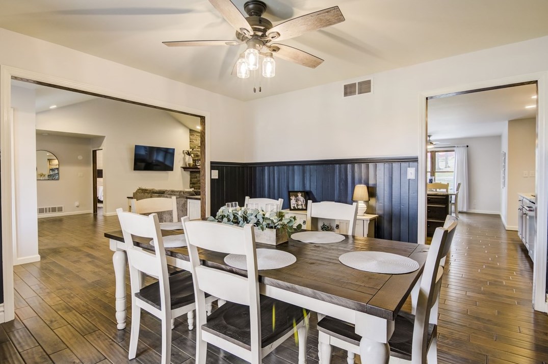 323 Blackhawk Rd, Beaver Falls PA  15010-1405 exterior