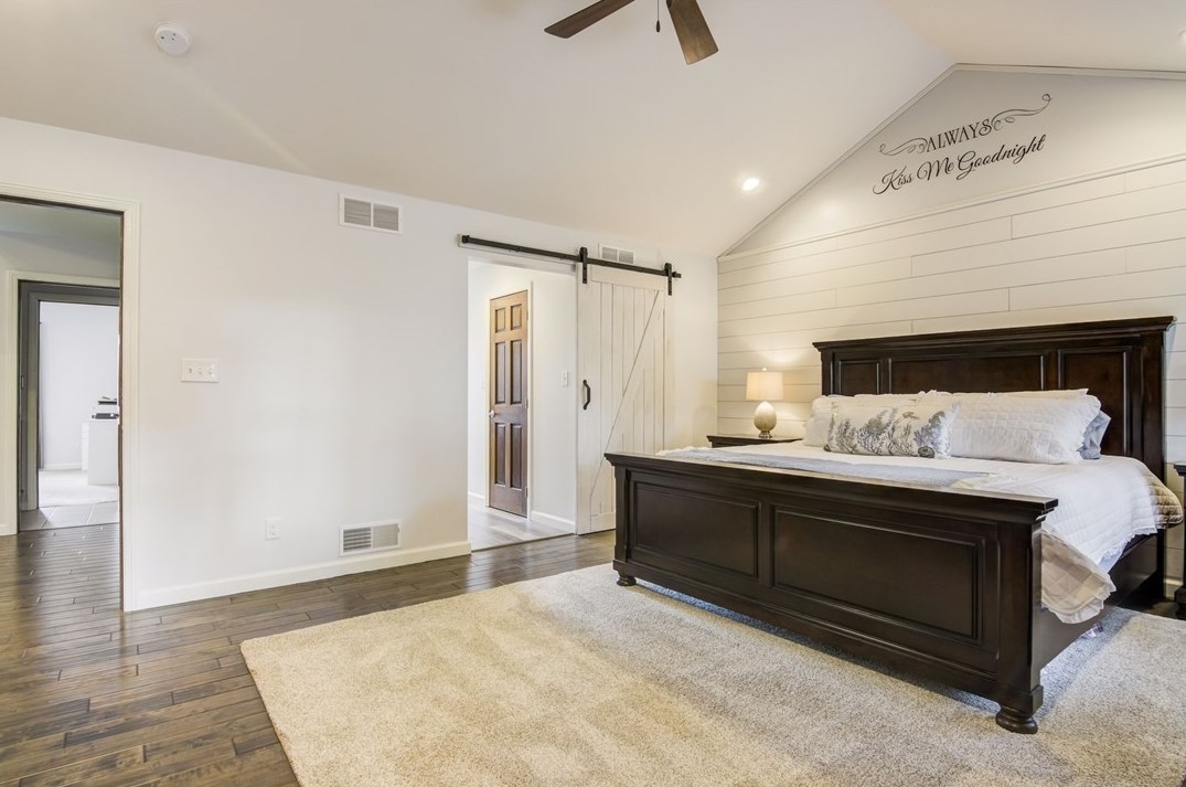 323 Blackhawk Rd, Beaver Falls PA  15010-1405 exterior