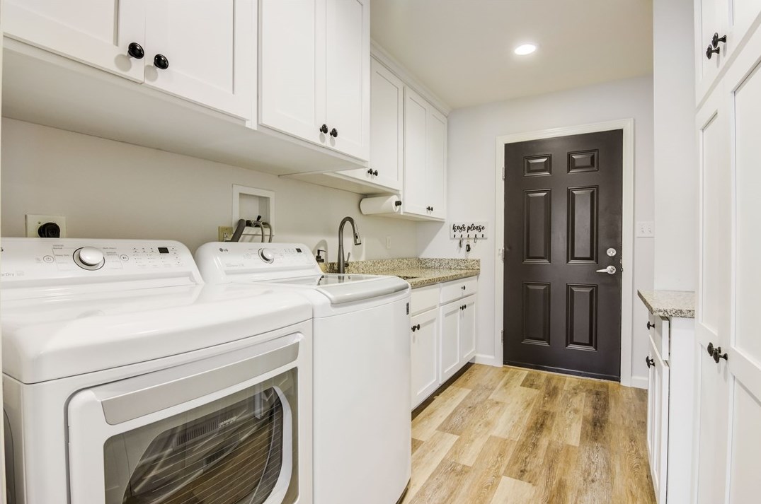 323 Blackhawk Rd, Beaver Falls PA  15010-1405 exterior