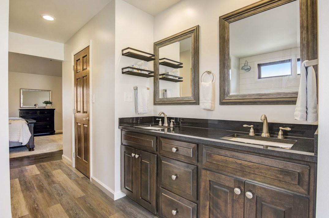 323 Blackhawk Rd, Beaver Falls PA  15010-1405 exterior