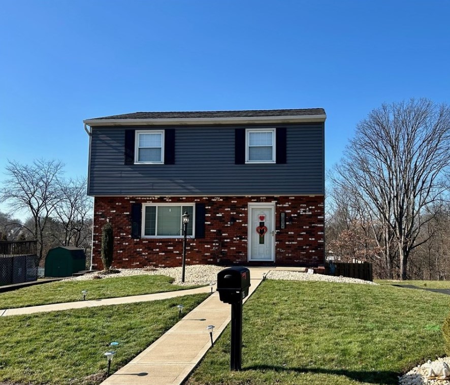 135 Macbeth Dr, New Kensington, PA 15068