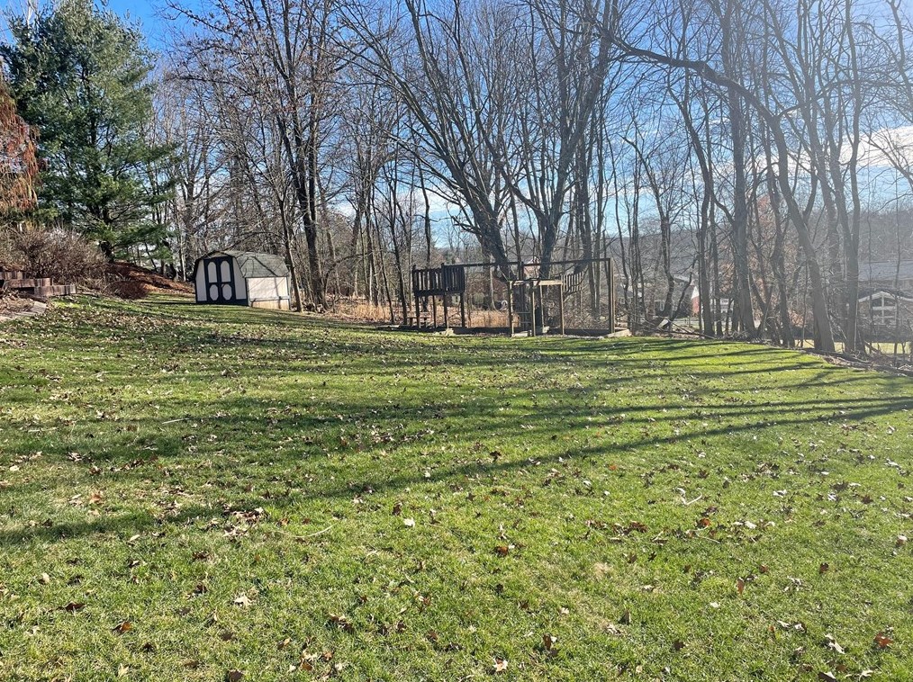 118 Woodside Dr, Canonsburg PA  15317-3244 exterior