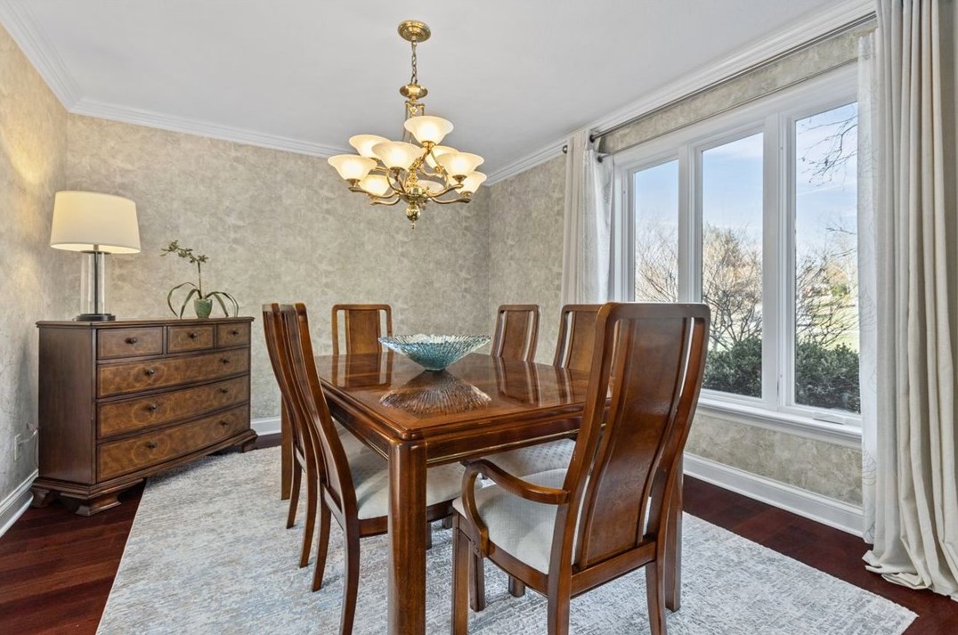 118 Woodside Dr, Canonsburg PA  15317-3244 exterior