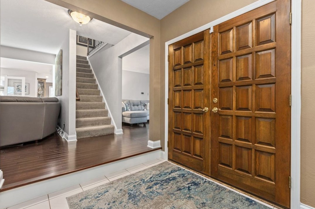 118 Woodside Dr, Canonsburg PA  15317-3244 exterior