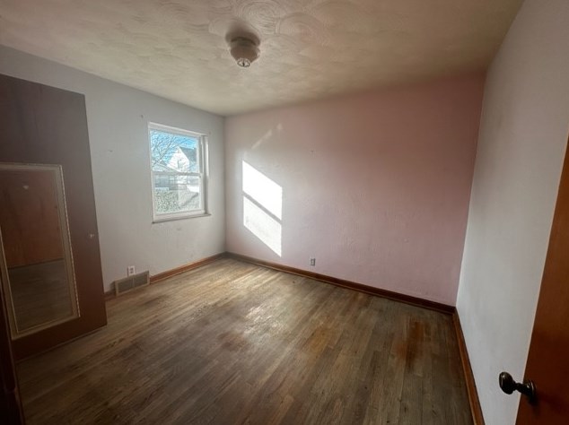 817 Sunset Blvd, Ellwood City PA  16117-1457 exterior