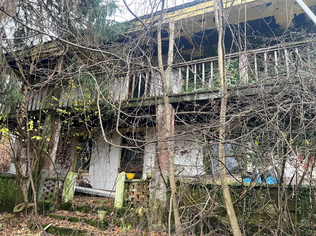 141 Grant Ave, Pittsburgh, PA 15223