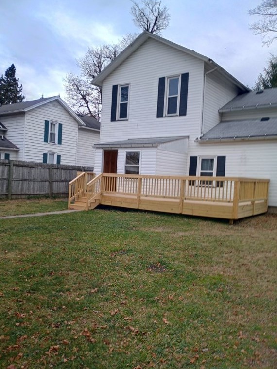 207 Clinton St, Greenville, PA 16125-2645
