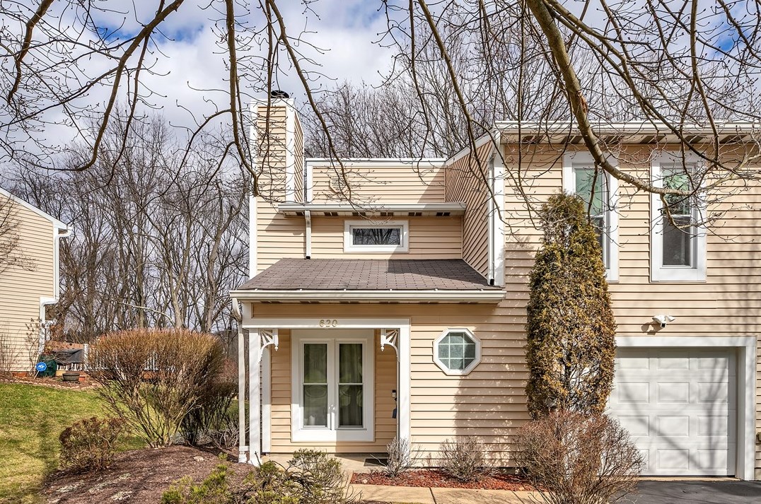620 Brighton Woods Rd, Pittsburgh, PA 15212