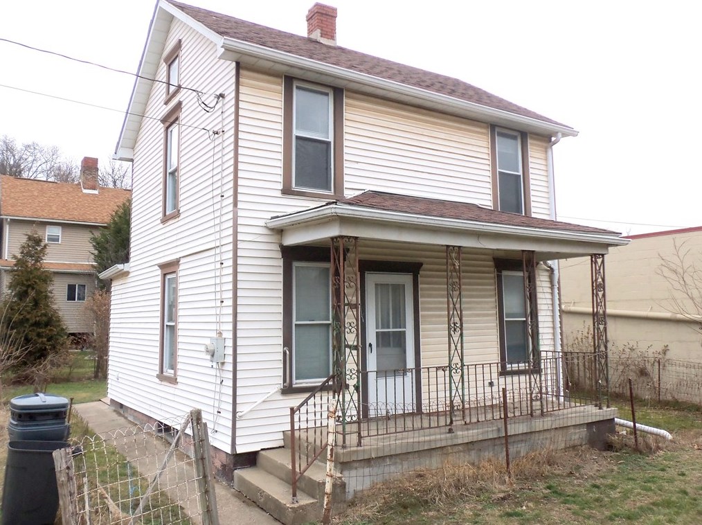 238 College St, Canonsburg, PA 15317-1115