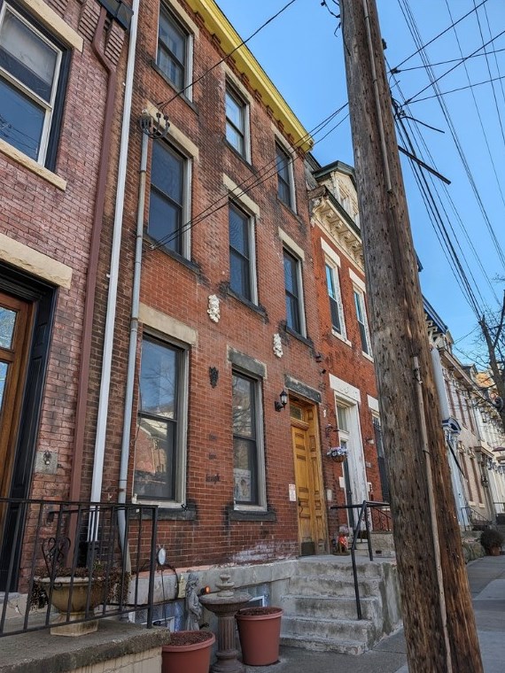 1211 Arch St #2, Pittsburgh, PA 15212