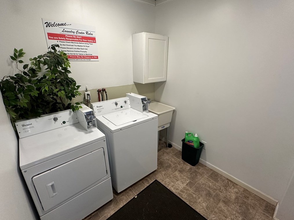 547 Water St, Indiana PA  15701-1813 exterior