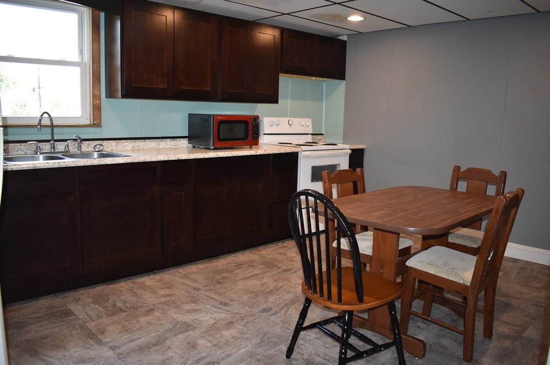 547 Water St, Indiana PA  15701-1975 exterior