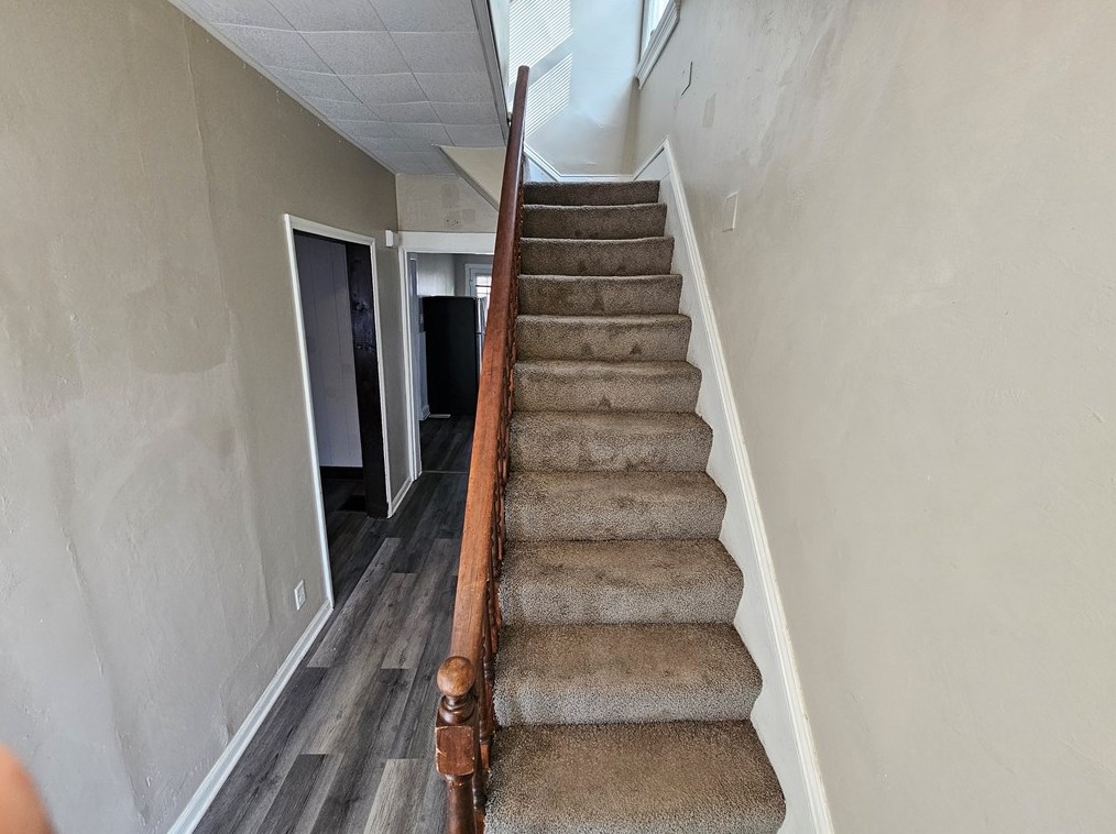 915 6th Ave, New Brighton, PA 15066