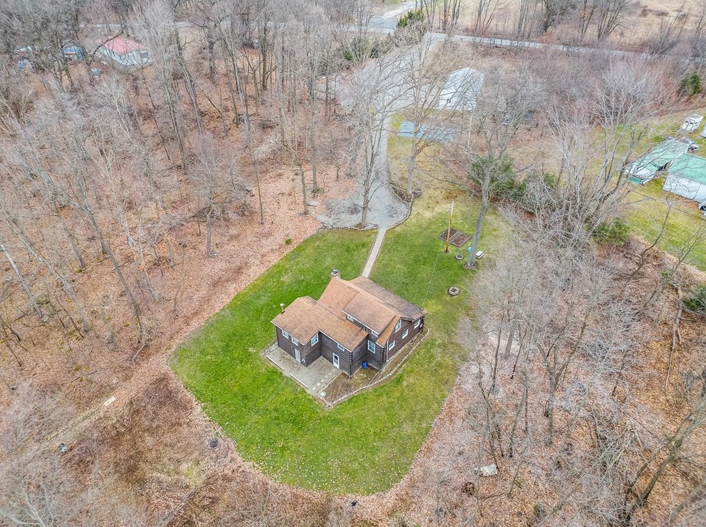 593 Stone Base Rd, Mercer, PA 16137-2937