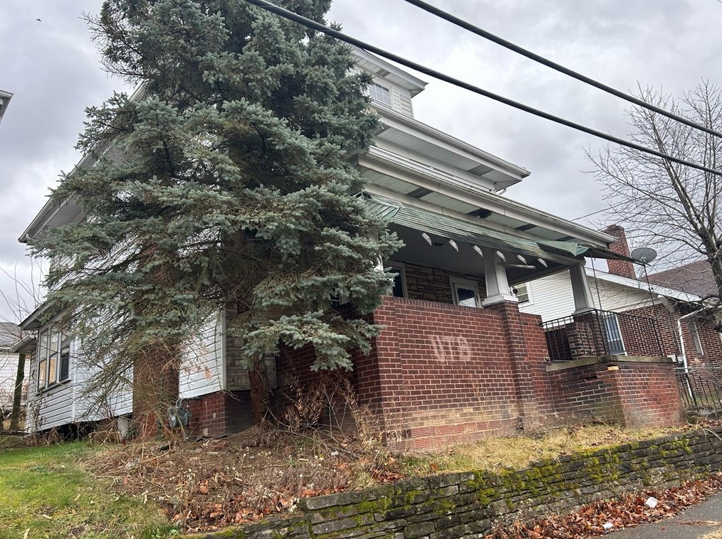 102 Murray Ave, Oliphant Furnace, PA 15401-3634