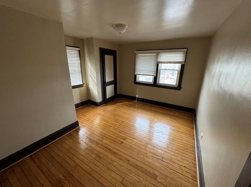 336 Park Ave #2, New Castle, PA 16101