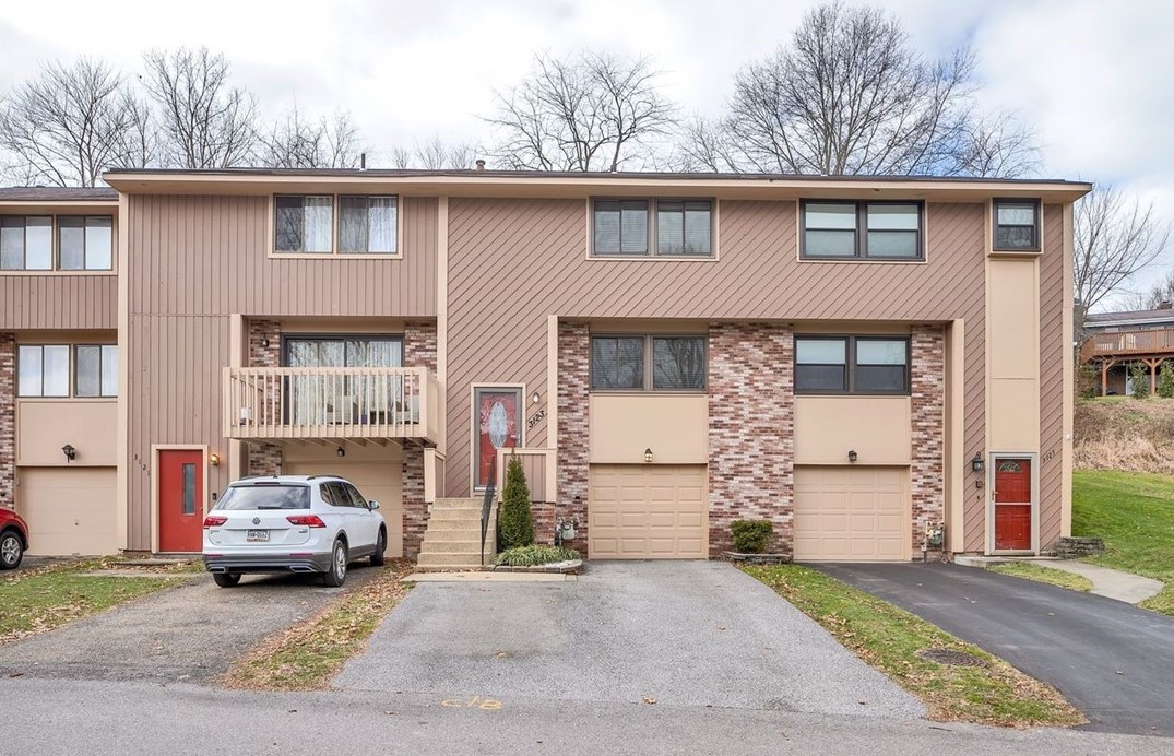 3123 Laurel Ridge Cir South, Bridgeville, PA 15017