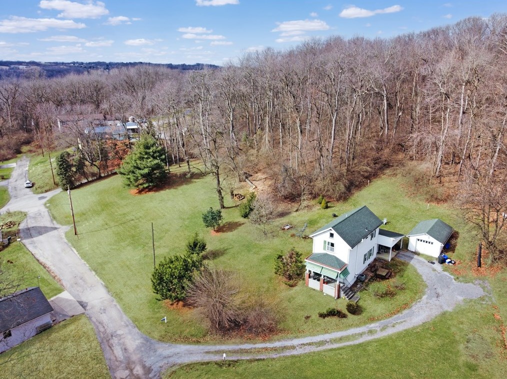 713 Ashland Ave, New Castle, PA 16102-1341