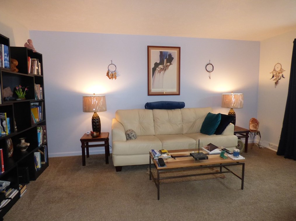 519 Lakewood Dr, Monroeville, PA 15146-1851