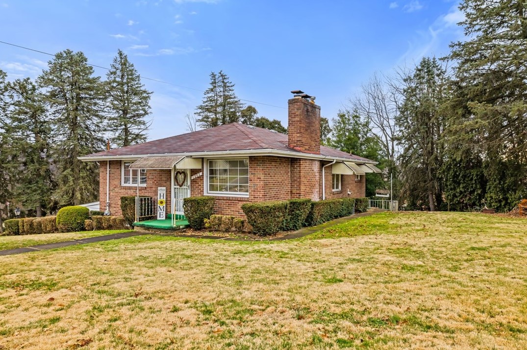 1202 Linden St, Cheswick, PA 15024-1414