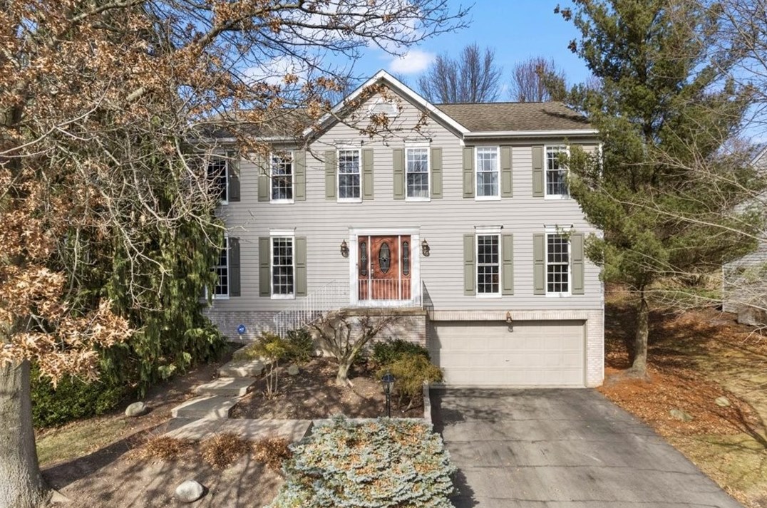 130 Vista Dr, Canonsburg, PA 15317-9507