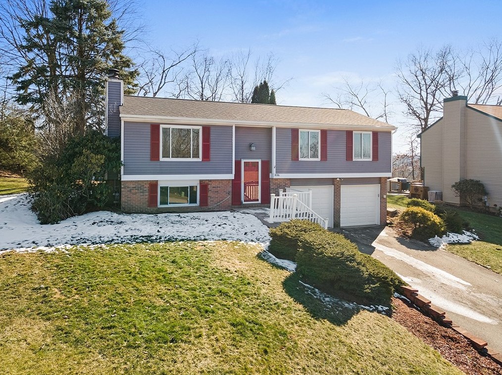 406 Blaze Dr, Glenshaw, PA 15116-1014