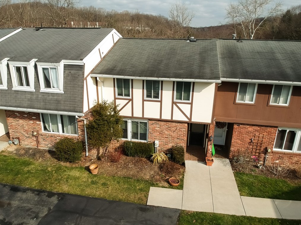 4465 Laurel Oak Dr, Allison Park, PA 15101-2123