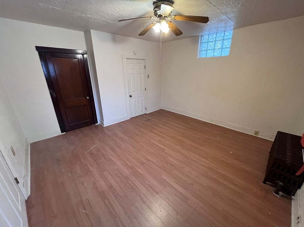 308 Seneca St, Turtle Creek, PA 15145-2029