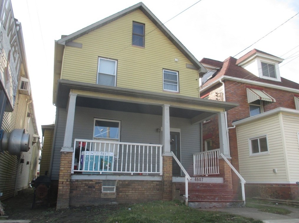4607 4th Ave, Beaver Falls, PA 15010