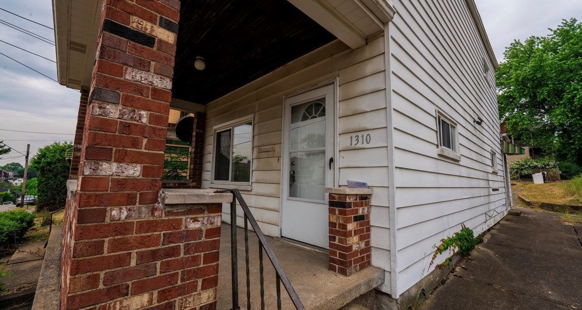 1310 Pirl St, McKeesport, PA 15132