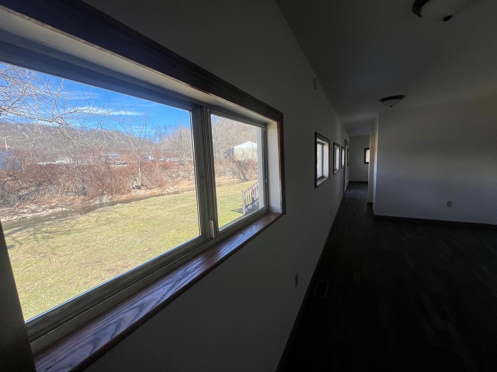 960 Michelle Rd, New Kensington PA  15068-2027 exterior