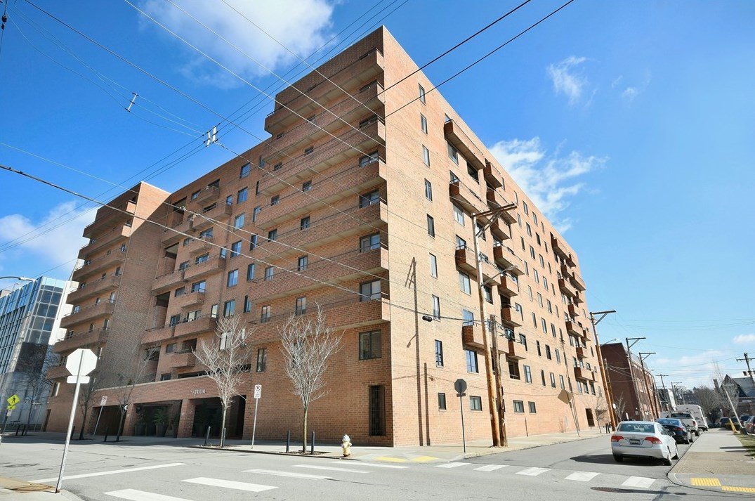 307 S Dithridge #710, Pittsburgh, PA 15213