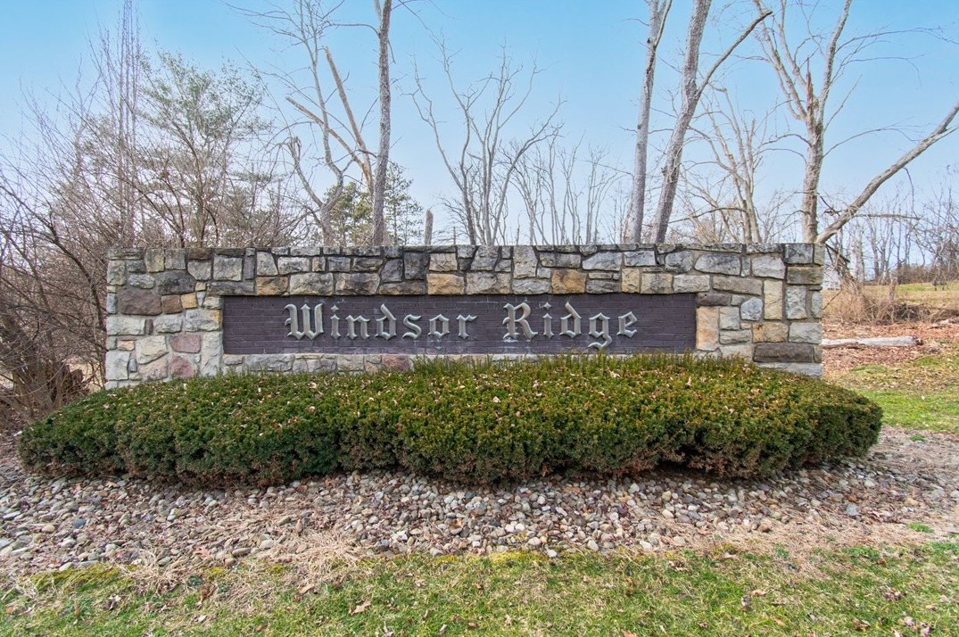 240 Windsor Ridge #33, New Castle, PA 16105