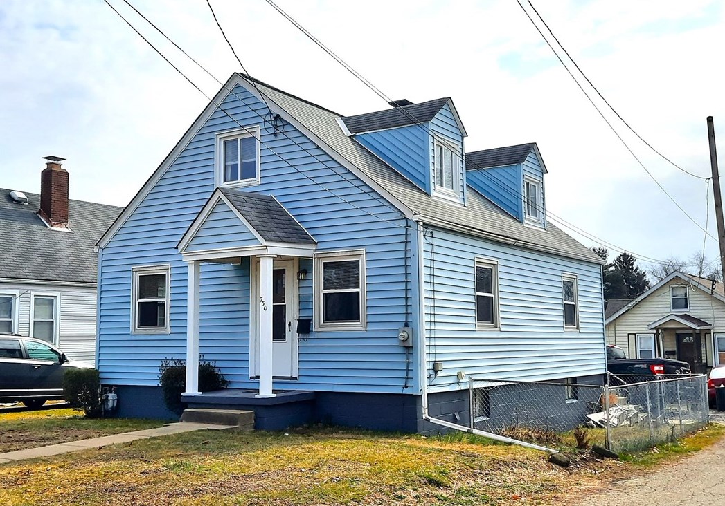 750 Caldwell Ave, New Kensington, PA 15068