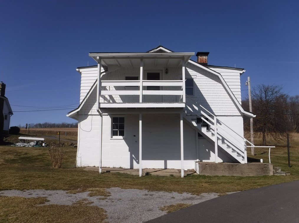 358 Harpers Ferry Rd, Beaver Falls, PA 15010