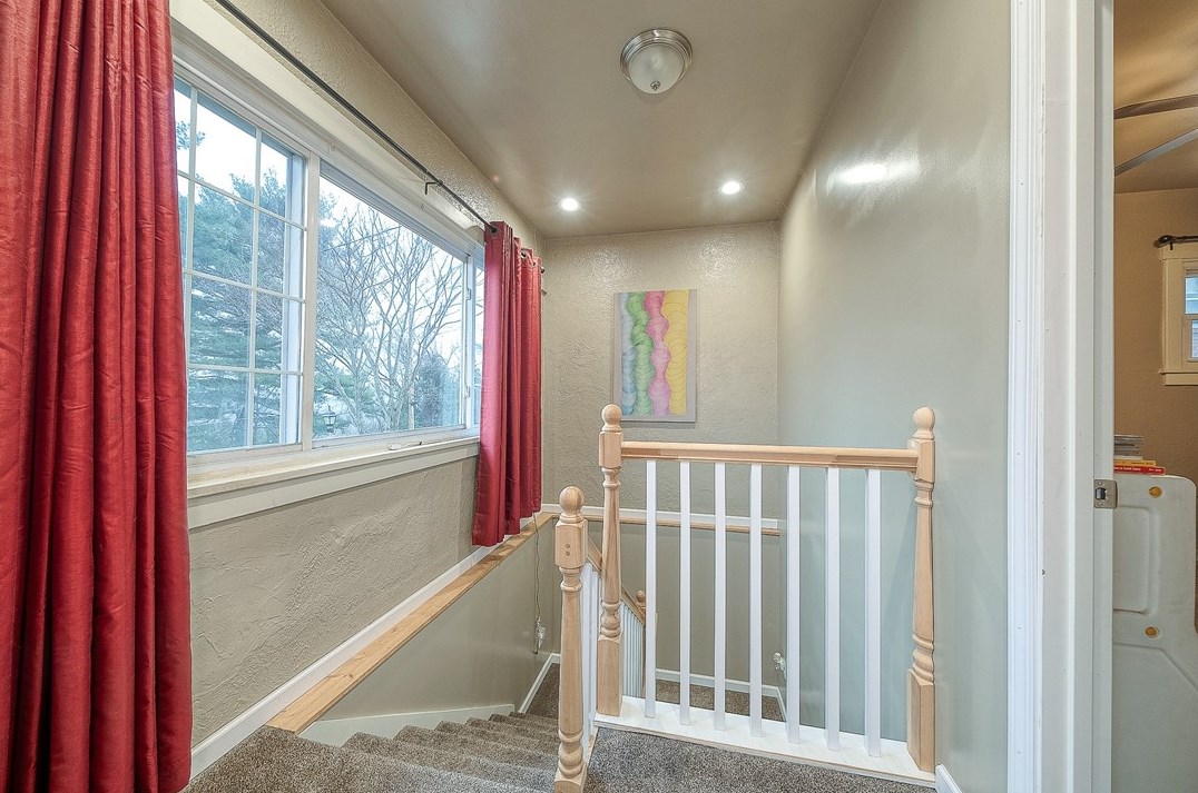 5514 Moore Ave, Verona PA  15147-3234 exterior