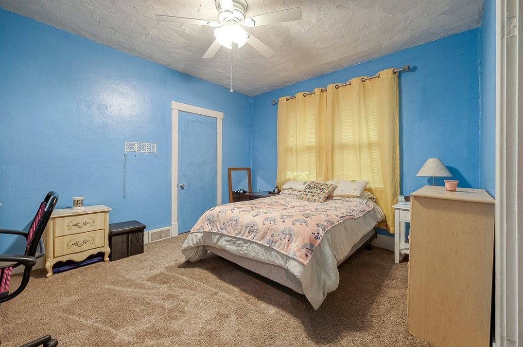 5514 Moore Ave, Verona PA  15147-3234 exterior