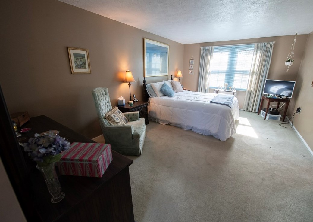 360 Constellation Dr, Freedom PA 15042-2713 exterior