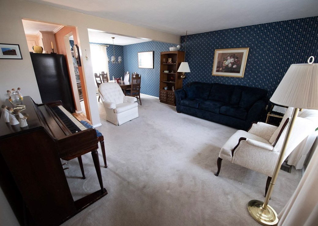 360 Constellation Dr, Freedom PA 15042-2713 exterior