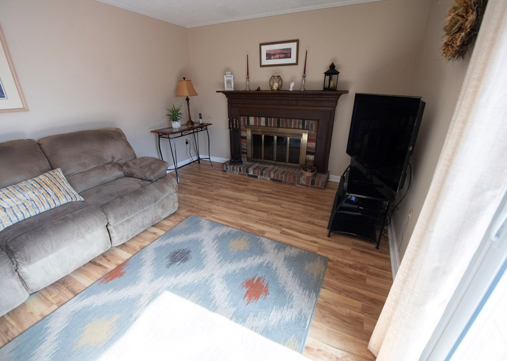 360 Constellation Dr, Freedom PA 15042-2713 exterior