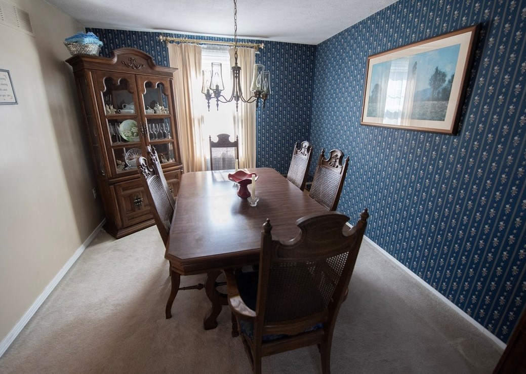 360 Constellation Dr, Freedom PA 15042-2713 exterior