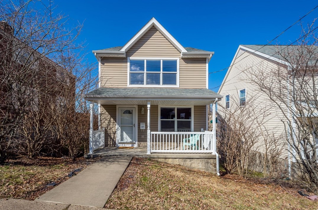 137 E 13th Ave, Whitaker, PA 15120