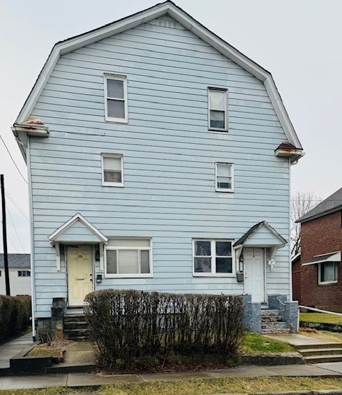 201 Maple Ave, Butler, PA 16001-6114